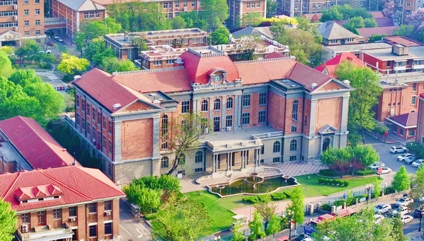 Tianjin Foreign Studies University 