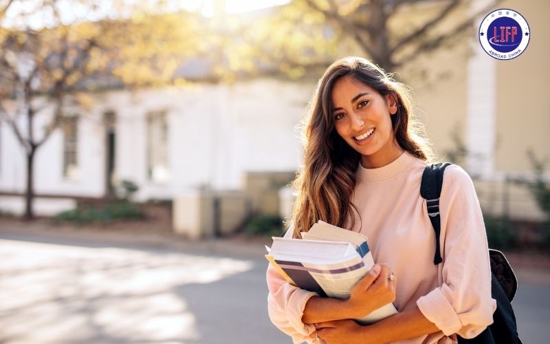 ทุน 1+4 จีน